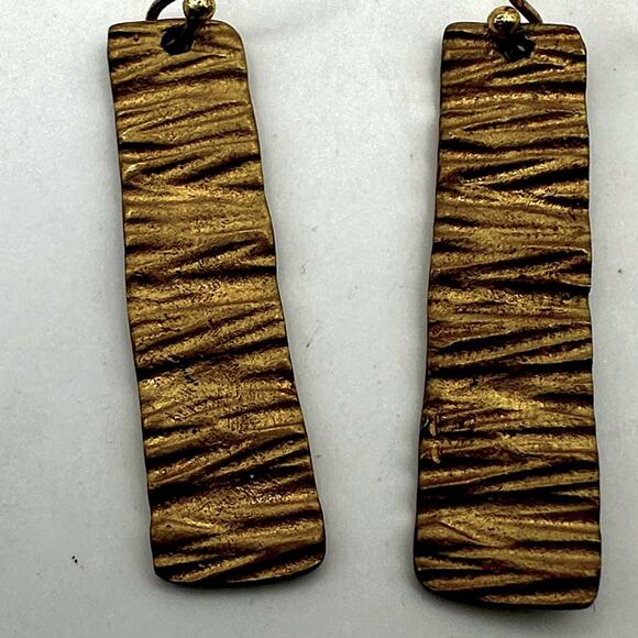 Banana Republic AUREUS + ARGENT Gold hammered Hoop Earrings Drop Dangle Jewelry - Picture 6 of 6